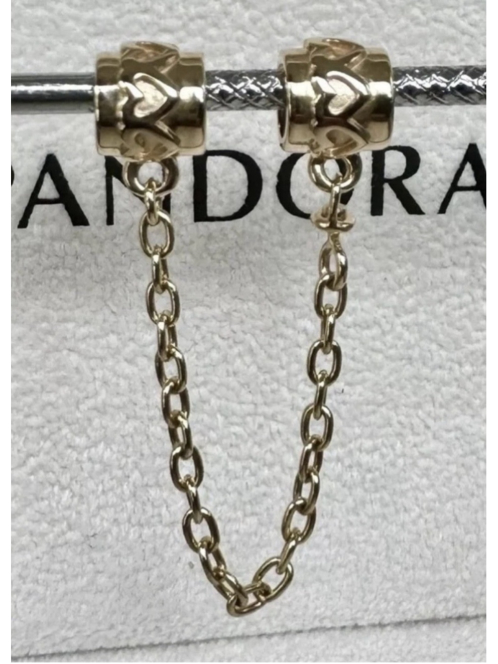 ❗️NEW❗️100% Authentic Pandora Moments 14K Solid Gold Hearts Safety Chain . - Picture 3 of 11